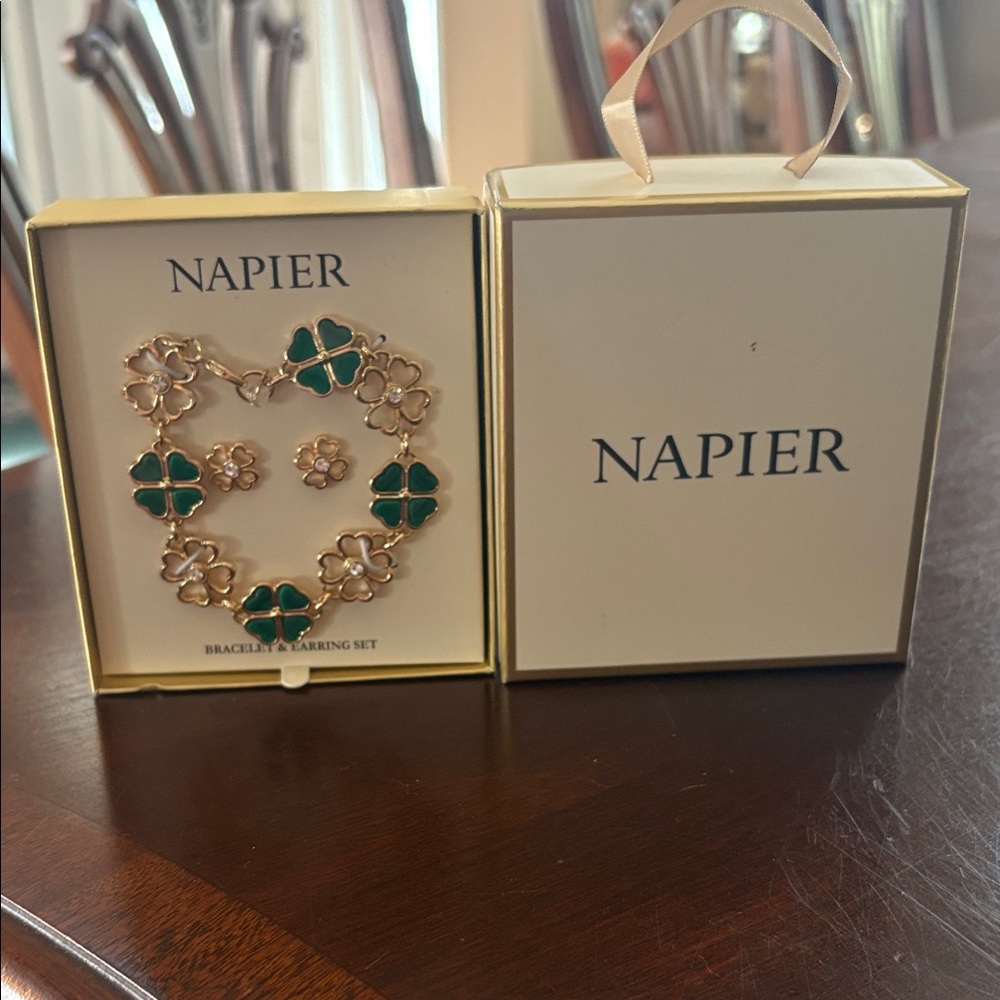 NWT Napier Gold and Green Shammrock Jewelry Set bracelet and earrings